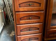 Grajewo ogłoszenia: Komplet mebli drewnianych. Witryna, komoda, szafka, ława - zdjęcie