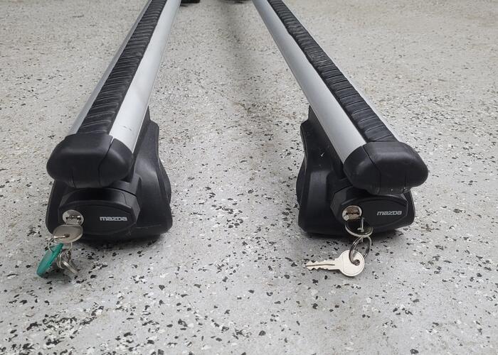 Grajewo ogłoszenia: Na sprzedaż oryginalne belki dachowe od Mazdy mocowane do...